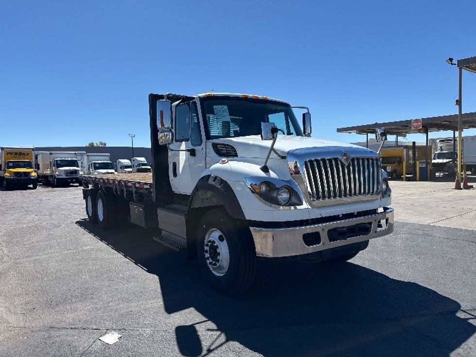 Flatbed Truck-Light and Medium Duty Trucks-International-2018-7600-Phoenix-AZ-267,462\n\t\tmiles-$ 49,750 - Image 1