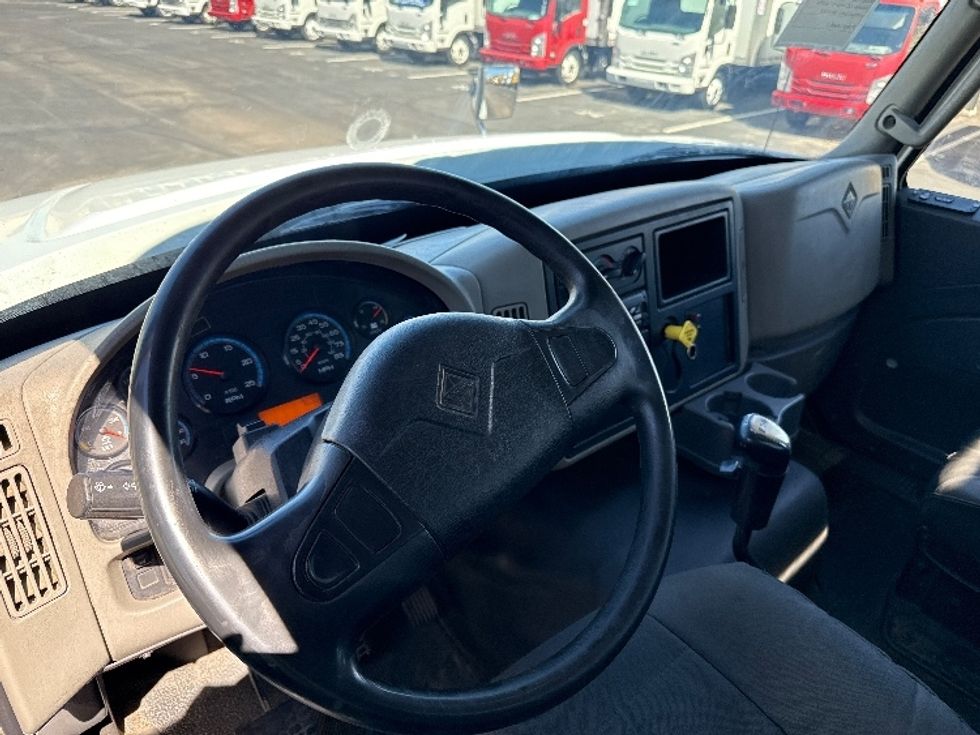 Flatbed Truck-Light and Medium Duty Trucks-International-2018-7600-Phoenix-AZ-267,462\n\t\tmiles-$ 49,750 - Image 12
