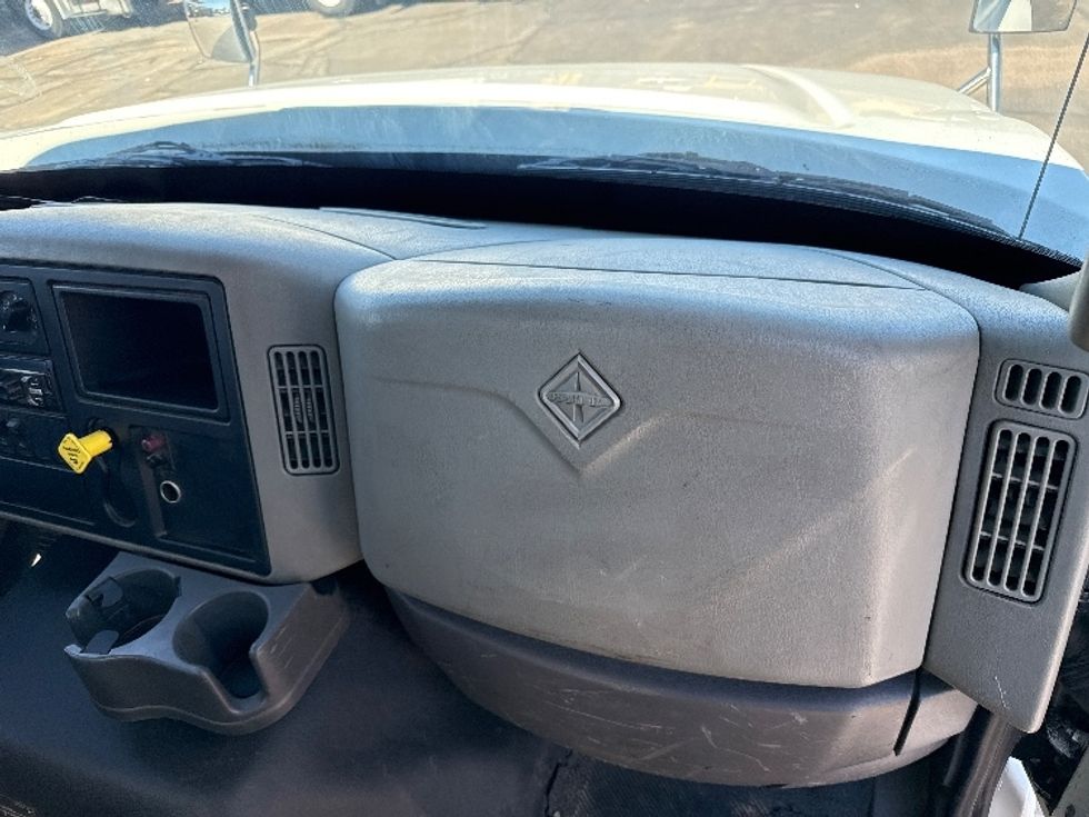 Flatbed Truck-Light and Medium Duty Trucks-International-2018-7600-Phoenix-AZ-267,462\n\t\tmiles-$ 49,750 - Image 16