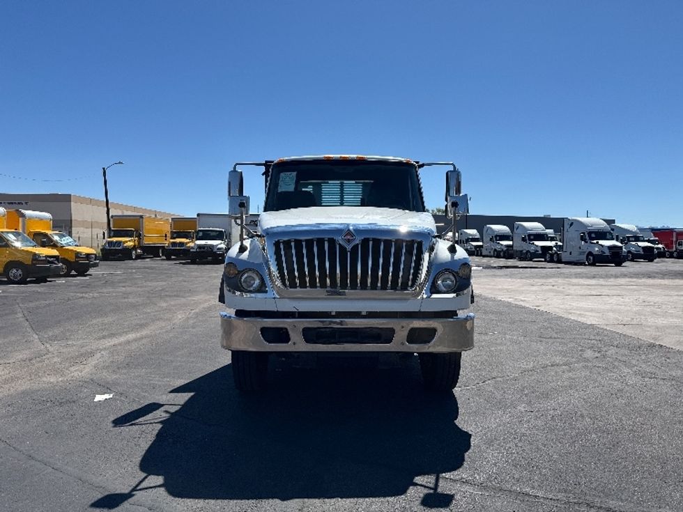 Flatbed Truck-Light and Medium Duty Trucks-International-2018-7600-Phoenix-AZ-267,462\n\t\tmiles-$ 49,750 - Image 2