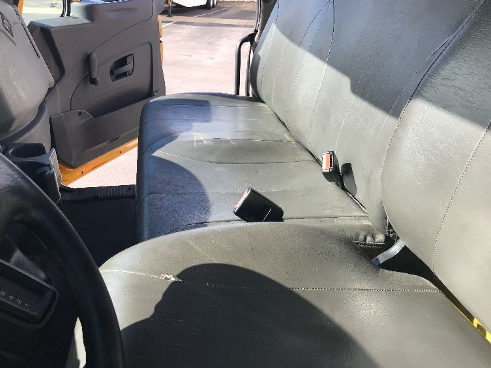 Flatbed Truck-Light and Medium Duty Trucks-International-2019-4300-Akron-OH-155,025\n\t\tmiles-$ 47,750 - Image 19