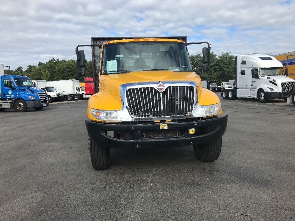 Flatbed Truck-Light and Medium Duty Trucks-International-2019-4300-Akron-OH-155,025\n\t\tmiles-$ 47,750 - Image 2