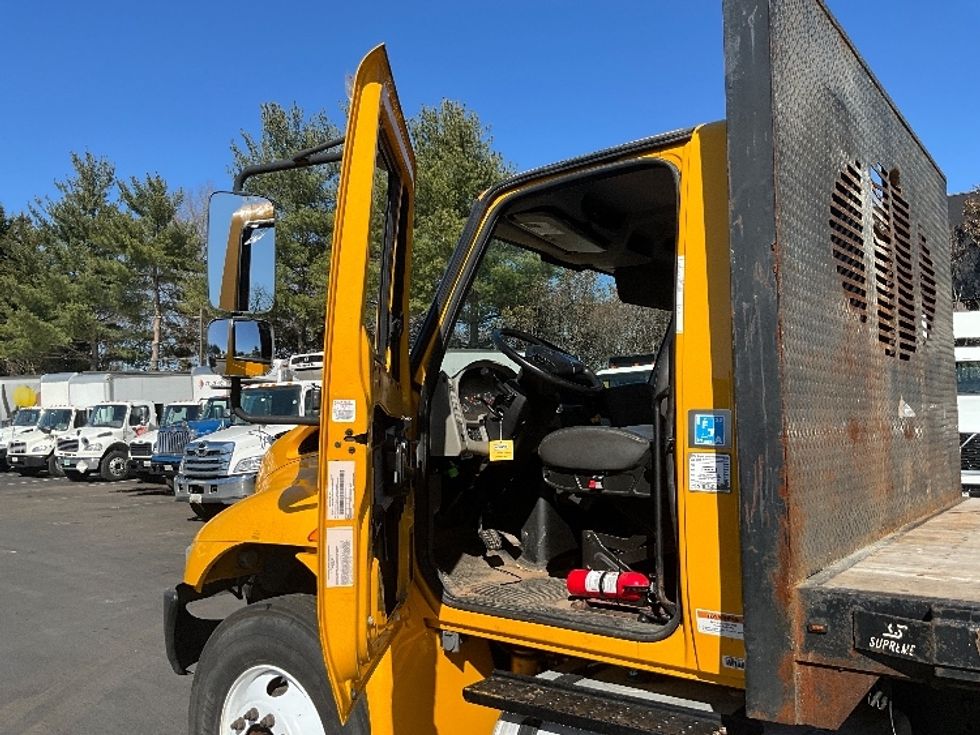 Flatbed Truck-Light and Medium Duty Trucks-International-2019-4300-Baltimore-MD-201,003\n\t\tmiles-$ 33,500 - Image 16