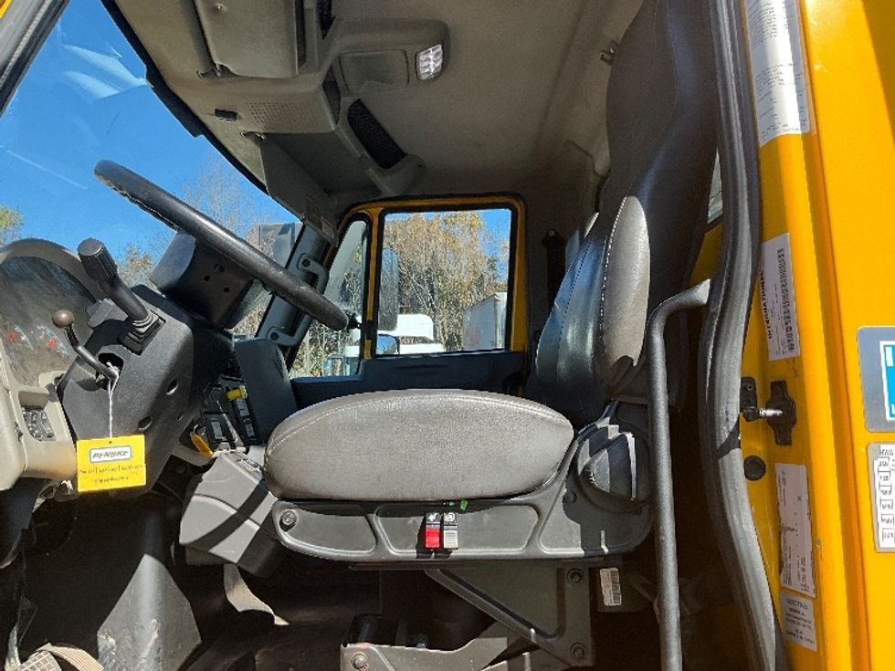 Flatbed Truck-Light and Medium Duty Trucks-International-2019-4300-Baltimore-MD-201,003\n\t\tmiles-$ 33,500 - Image 17