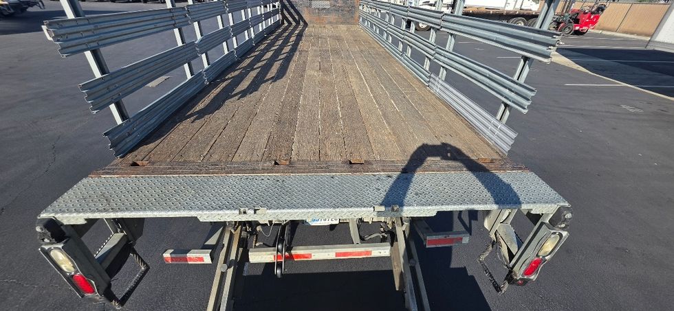 Flatbed Truck-Light and Medium Duty Trucks-International-2019-4300-Carson-CA-123,129\n\t\tmiles-$ 48,750 - Image 10
