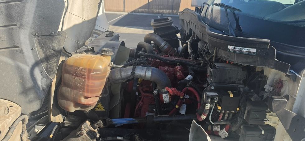 Flatbed Truck-Light and Medium Duty Trucks-International-2019-4300-Carson-CA-123,129\n\t\tmiles-$ 48,750 - Image 22
