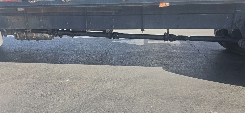 Flatbed Truck-Light and Medium Duty Trucks-International-2019-4300-Carson-CA-123,129\n\t\tmiles-$ 48,750 - Image 5