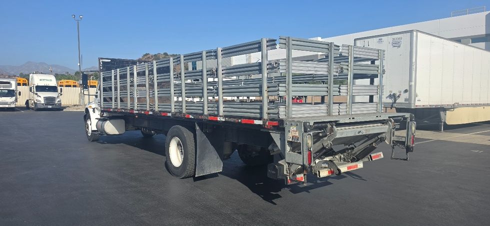 Flatbed Truck-Light and Medium Duty Trucks-International-2019-4300-Carson-CA-123,129\n\t\tmiles-$ 48,750 - Image 6