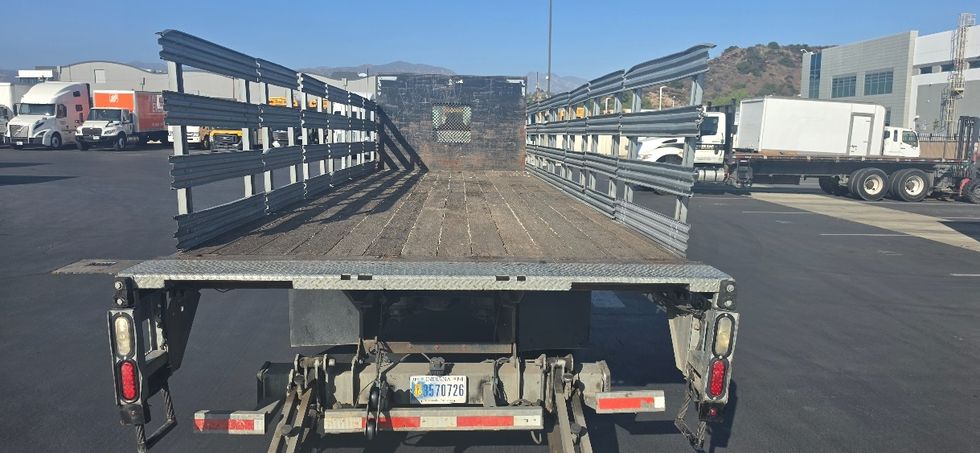 Flatbed Truck-Light and Medium Duty Trucks-International-2019-4300-Carson-CA-123,129\n\t\tmiles-$ 48,750 - Image 8