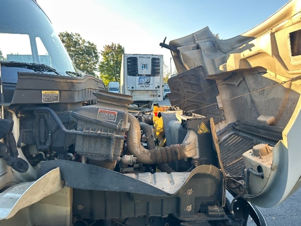 Flatbed Truck-Light and Medium Duty Trucks-International-2019-4300-Charlotte-NC-111,843\n\t\tmiles-$ 49,500 - Image 21