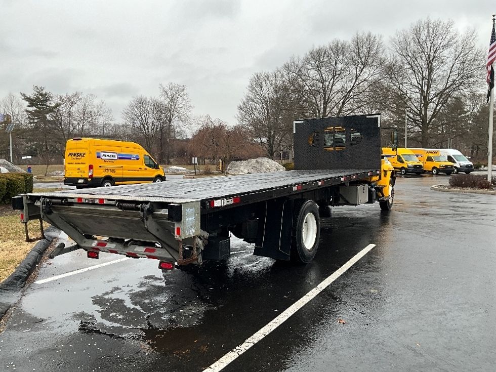 Flatbed Truck-Light and Medium Duty Trucks-International-2019-4300-Chicopee-MA-181,135\n\t\tmiles-$ 34,750 - Image 10