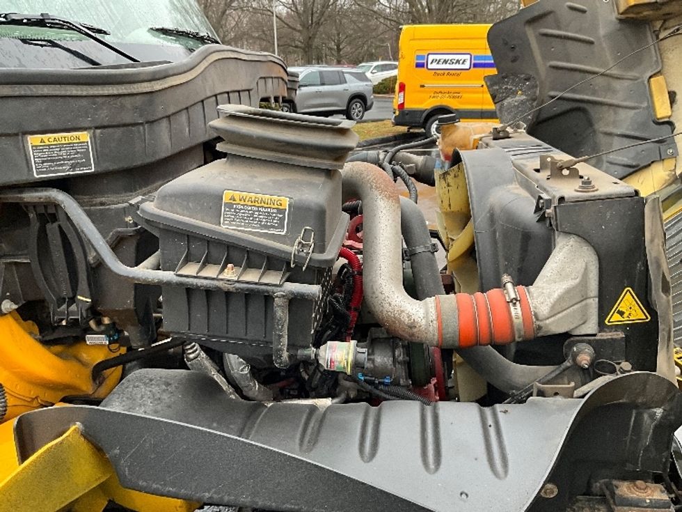 Flatbed Truck-Light and Medium Duty Trucks-International-2019-4300-Chicopee-MA-181,135\n\t\tmiles-$ 34,750 - Image 20