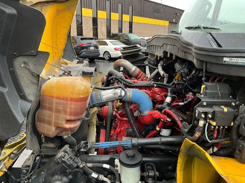 Flatbed Truck-Light and Medium Duty Trucks-International-2019-4300-Chicopee-MA-181,135\n\t\tmiles-$ 34,750 - Image 21