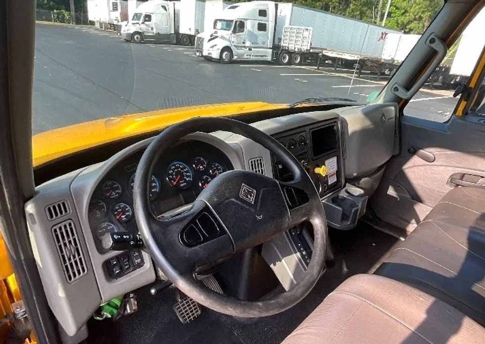 Flatbed Truck-Light and Medium Duty Trucks-International-2019-4300-Cleveland-TN-145,650\n\t\tmiles-$ 52,000 - Image 14