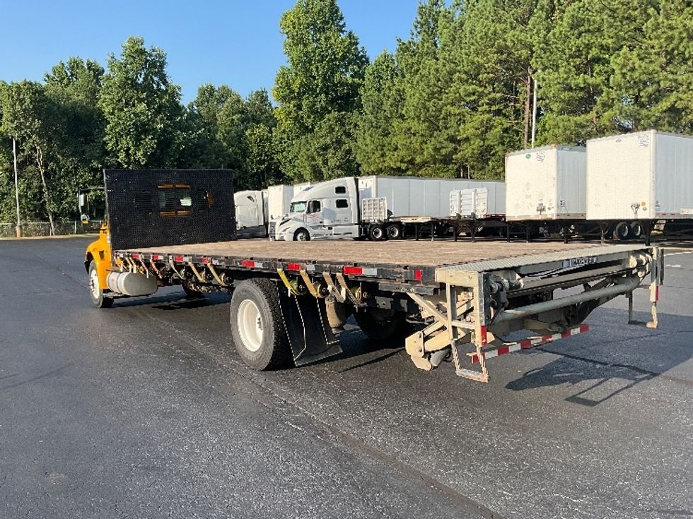 Flatbed Truck-Light and Medium Duty Trucks-International-2019-4300-Cleveland-TN-145,650\n\t\tmiles-$ 52,000 - Image 6