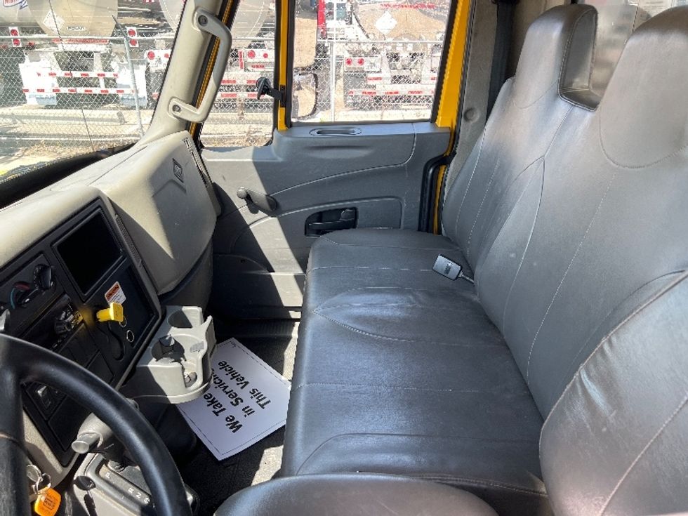 Flatbed Truck-Light and Medium Duty Trucks-International-2019-4300-Dallas-TX-130,961\n\t\tmiles-$ 50,000 - Image 16