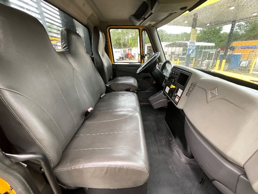 Flatbed Truck-Light and Medium Duty Trucks-International-2019-4300-Daytona Beach-FL-205,841\n\t\tmiles-$ 30,000 - Image 22