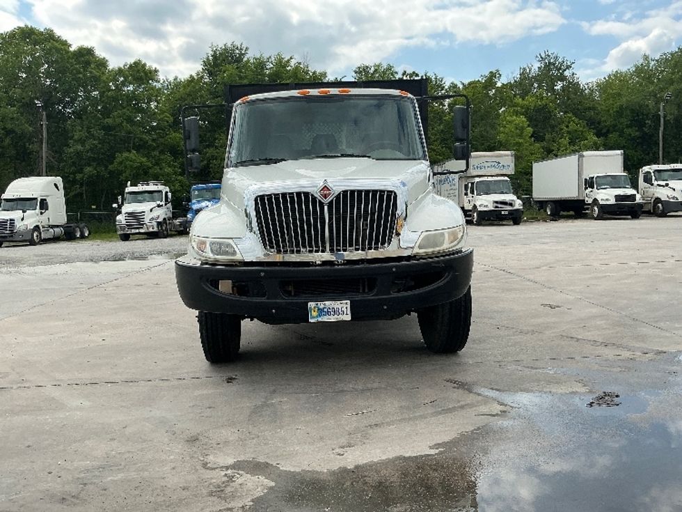 Flatbed Truck-Light and Medium Duty Trucks-International-2019-4300-Duluth-GA-122,466\n\t\tmiles-$ 58,000 - Image 2