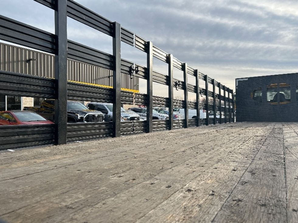 Flatbed Truck-Light and Medium Duty Trucks-International-2019-4300-Essex-MD-177,949\n\t\tmiles-$ 36,500 - Image 10