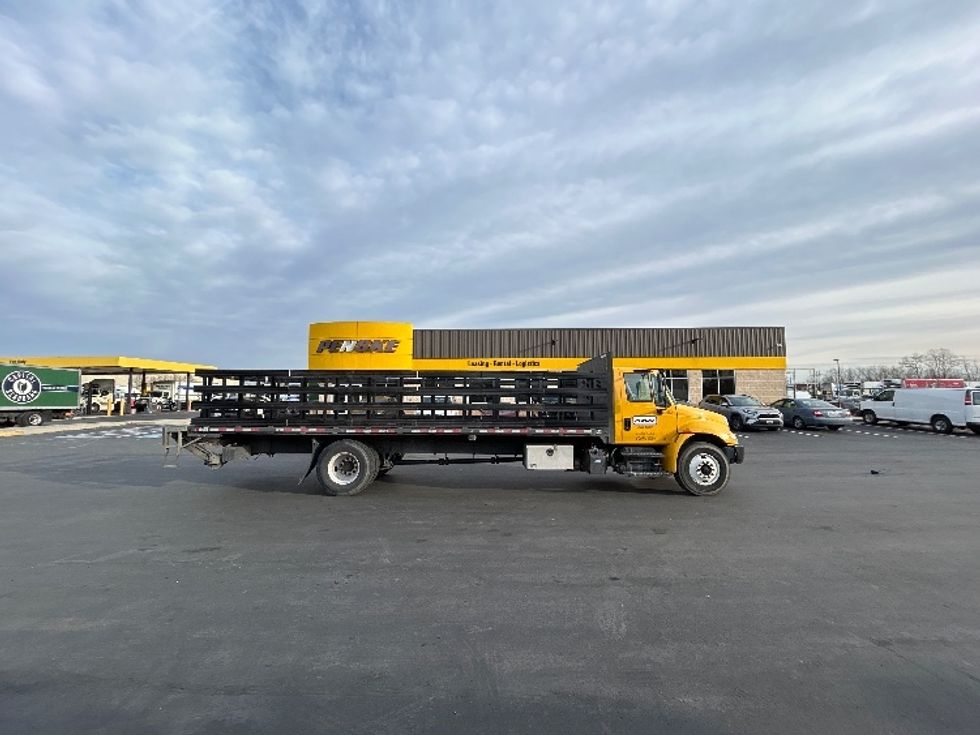 Flatbed Truck-Light and Medium Duty Trucks-International-2019-4300-Essex-MD-177,949\n\t\tmiles-$ 36,500 - Image 14