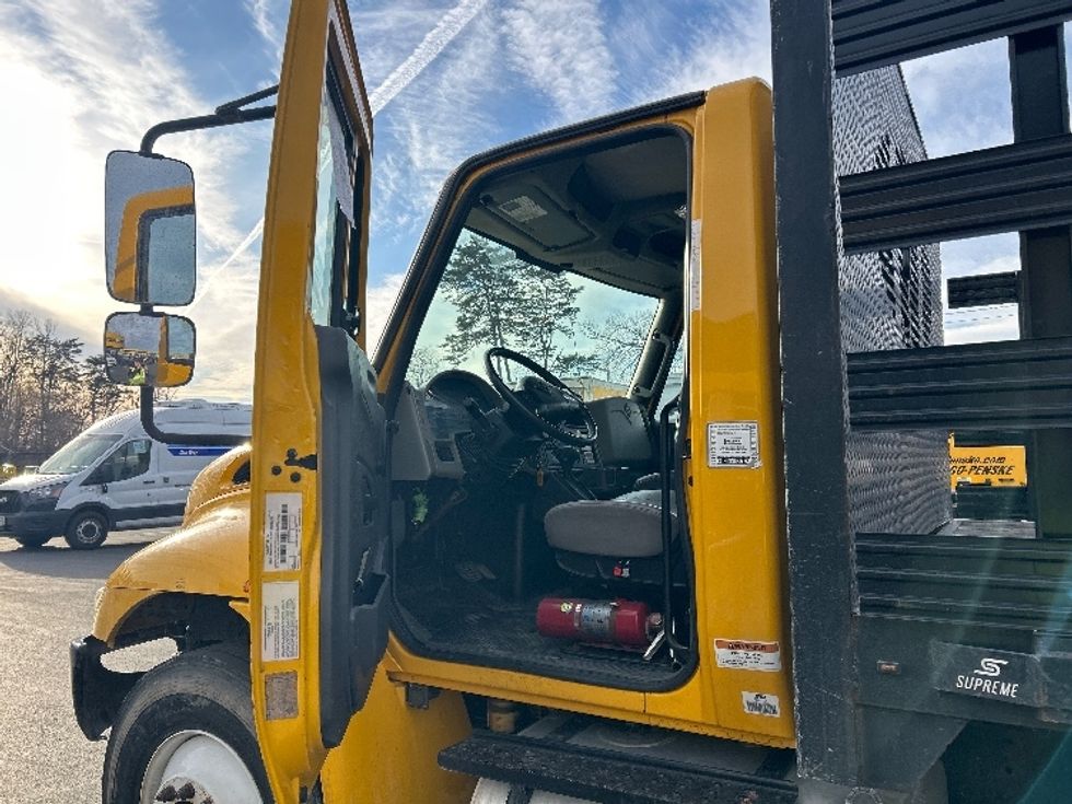 Flatbed Truck-Light and Medium Duty Trucks-International-2019-4300-Essex-MD-177,949\n\t\tmiles-$ 36,500 - Image 15