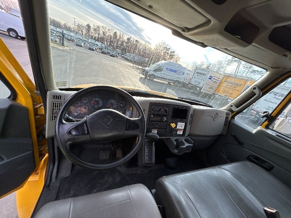 Flatbed Truck-Light and Medium Duty Trucks-International-2019-4300-Essex-MD-177,949\n\t\tmiles-$ 36,500 - Image 17