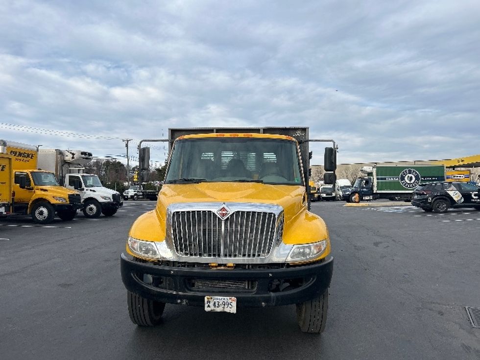 Flatbed Truck-Light and Medium Duty Trucks-International-2019-4300-Essex-MD-177,949\n\t\tmiles-$ 36,500 - Image 2