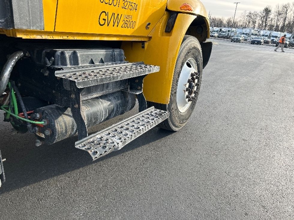 Flatbed Truck-Light and Medium Duty Trucks-International-2019-4300-Essex-MD-177,949\n\t\tmiles-$ 36,500 - Image 24