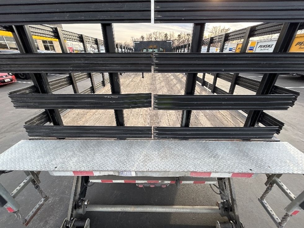 Flatbed Truck-Light and Medium Duty Trucks-International-2019-4300-Essex-MD-177,949\n\t\tmiles-$ 36,500 - Image 9