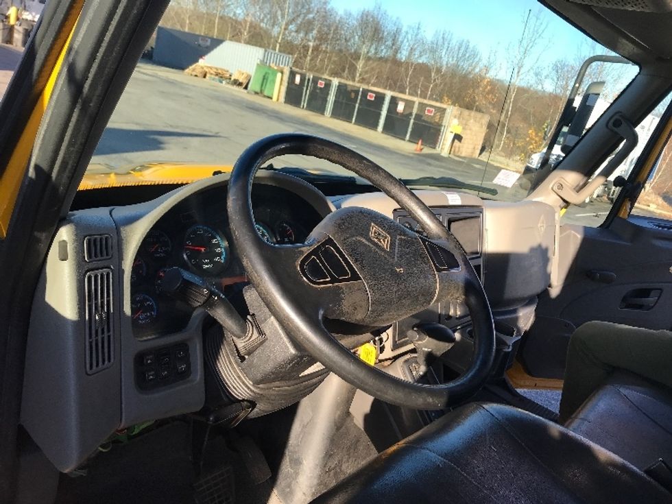Flatbed Truck-Light and Medium Duty Trucks-International-2019-4300-Fitchburg-MA-169,046\n\t\tmiles-$ 41,500 - Image 17