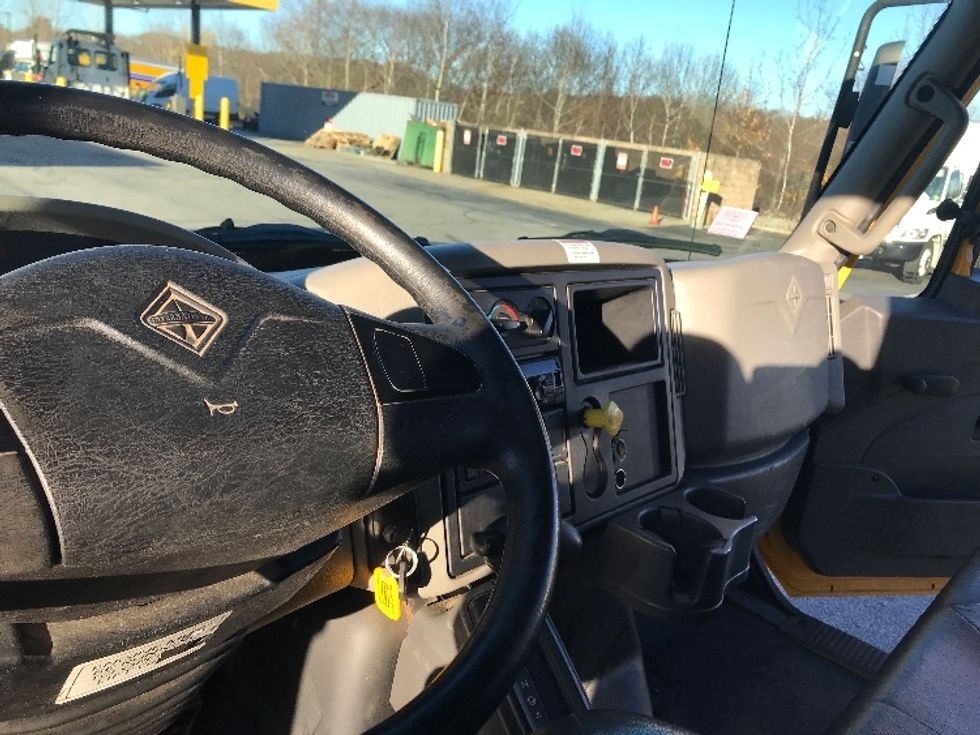Flatbed Truck-Light and Medium Duty Trucks-International-2019-4300-Fitchburg-MA-169,046\n\t\tmiles-$ 41,500 - Image 18