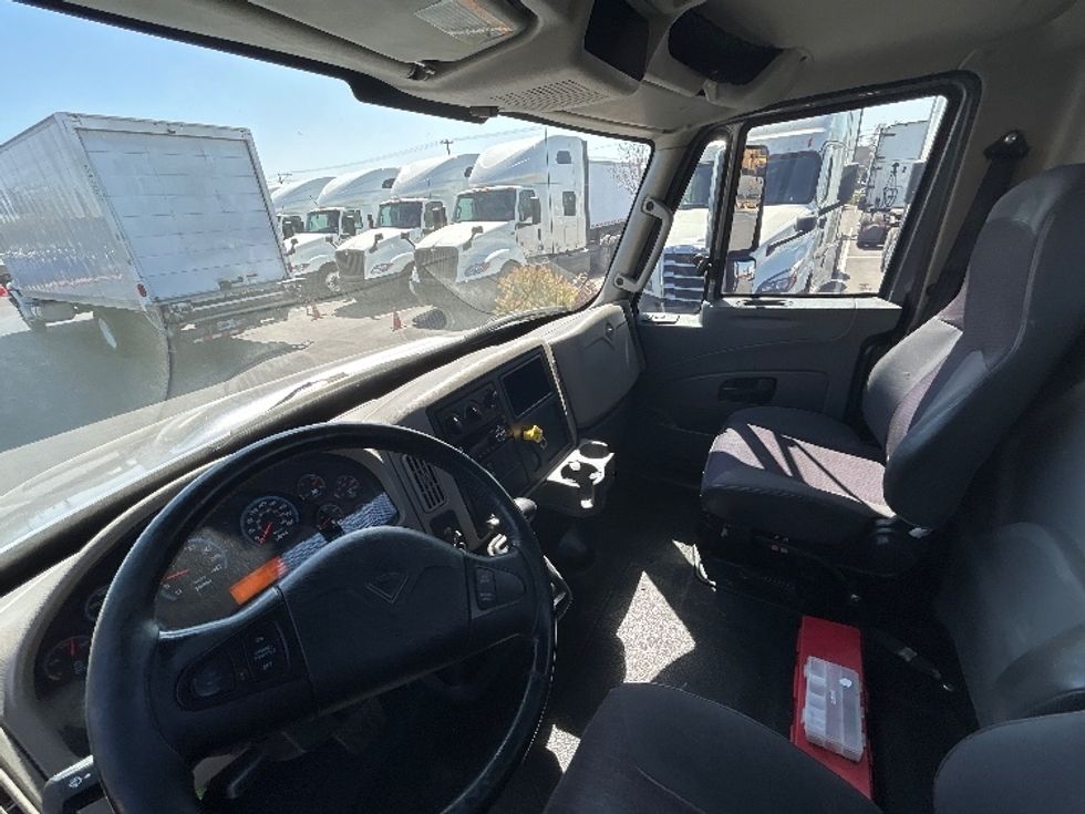 Flatbed Truck-Light and Medium Duty Trucks-International-2019-4300-Fontana-CA-68,570\n\t\tmiles-$ 50,250 - Image 18