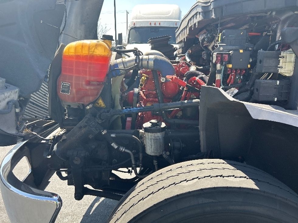 Flatbed Truck-Light and Medium Duty Trucks-International-2019-4300-Fontana-CA-68,570\n\t\tmiles-$ 50,250 - Image 22
