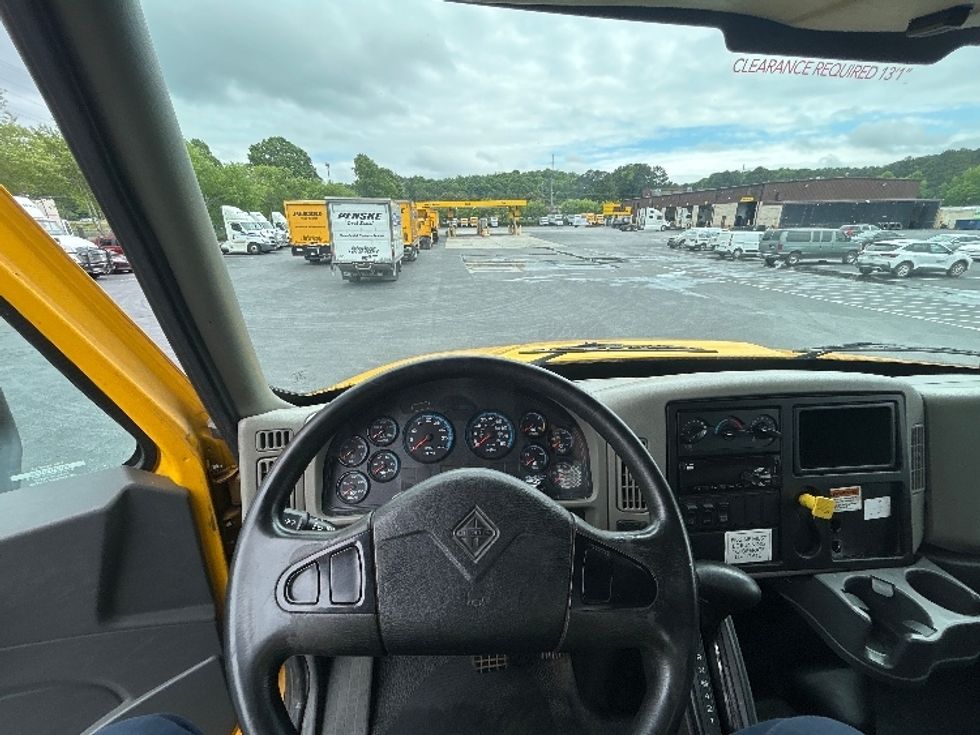Flatbed Truck-Light and Medium Duty Trucks-International-2019-4300-Forest Park-GA-175,188\n\t\tmiles-$ 41,000 - Image 18