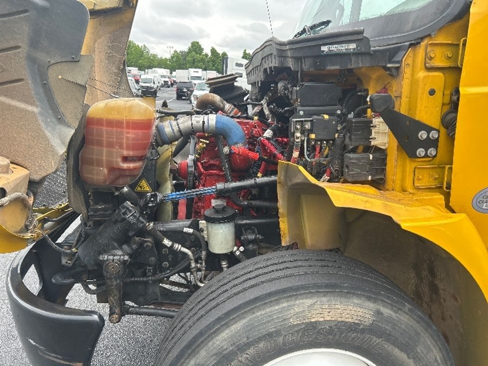 Flatbed Truck-Light and Medium Duty Trucks-International-2019-4300-Forest Park-GA-175,188\n\t\tmiles-$ 41,000 - Image 24