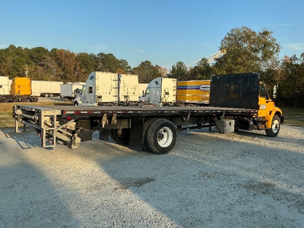 Flatbed Truck-Light and Medium Duty Trucks-International-2019-4300-Garden City-GA-113,349\n\t\tmiles-$ 49,500 - Image 9