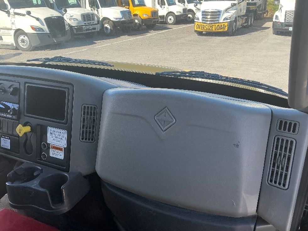 Flatbed Truck-Light and Medium Duty Trucks-International-2019-4300-Garden City-GA-177,664\n\t\tmiles-$ 45,250 - Image 17