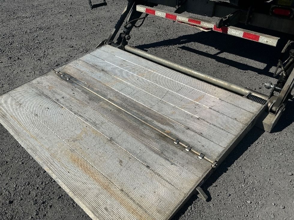 Flatbed Truck-Light and Medium Duty Trucks-International-2019-4300-Garden City-GA-177,664\n\t\tmiles-$ 45,250 - Image 22
