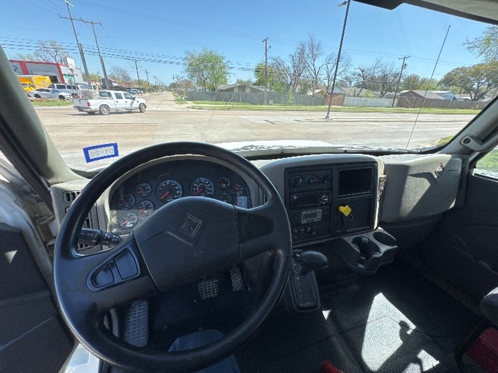 Flatbed Truck-Light and Medium Duty Trucks-International-2019-4300-Garland-TX-292,233\n\t\tmiles-$ 28,000 - Image 15