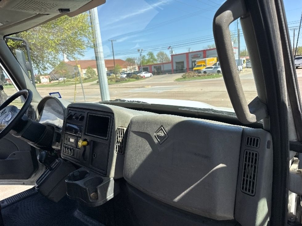 Flatbed Truck-Light and Medium Duty Trucks-International-2019-4300-Garland-TX-292,233\n\t\tmiles-$ 28,000 - Image 18