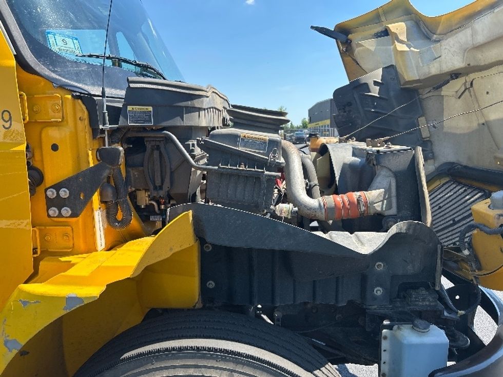 Flatbed Truck-Light and Medium Duty Trucks-International-2019-4300-Greensboro-NC-153,896\n\t\tmiles-$ 45,500 - Image 21