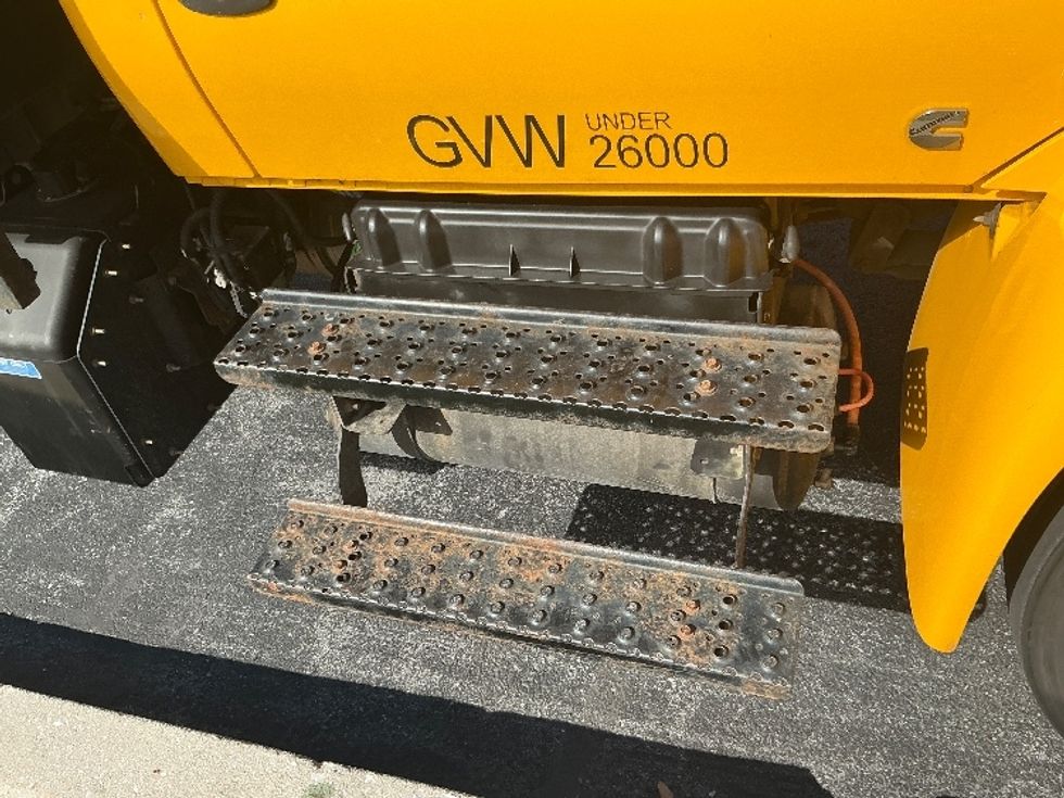 Flatbed Truck-Light and Medium Duty Trucks-International-2019-4300-Harrisburg-PA-193,719\n\t\tmiles-$ 40,750 - Image 27