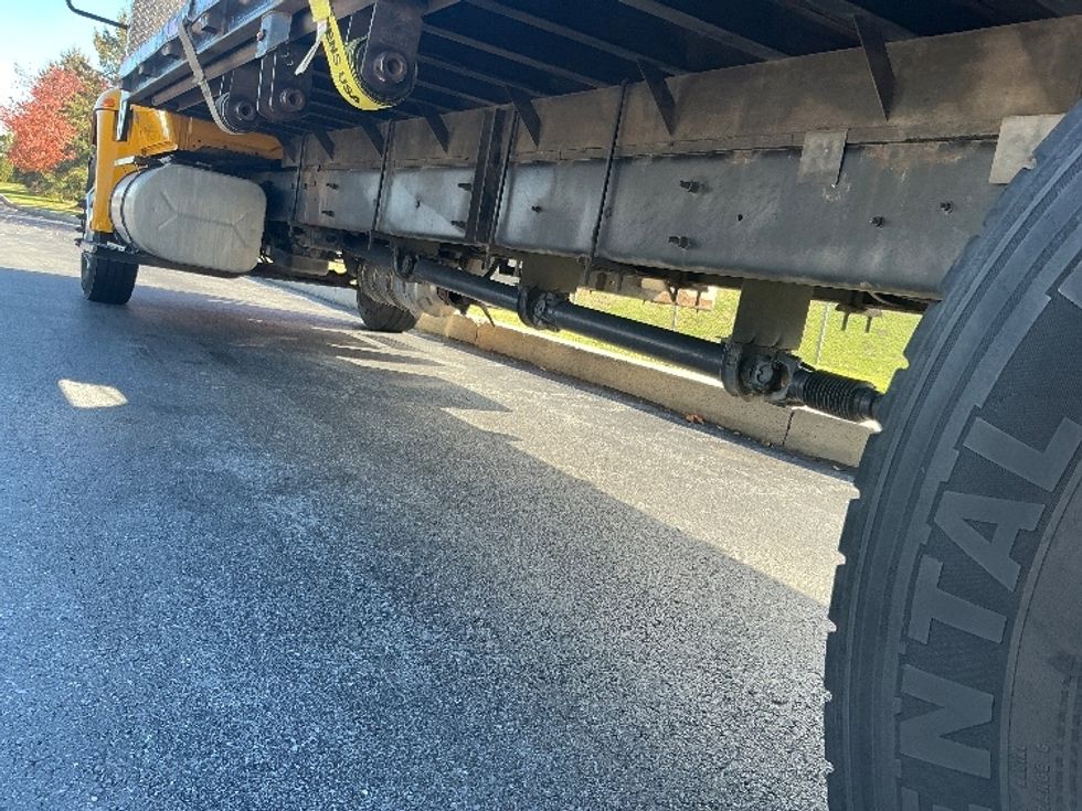 Flatbed Truck-Light and Medium Duty Trucks-International-2019-4300-Harrisburg-PA-193,719\n\t\tmiles-$ 40,750 - Image 5