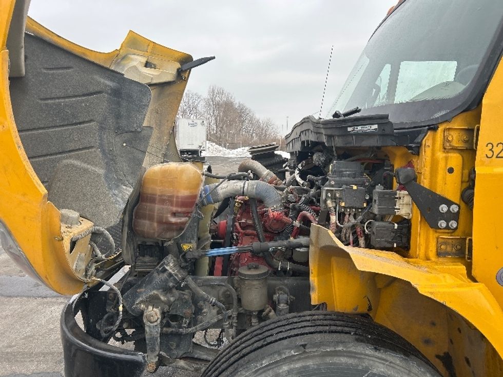 Flatbed Truck-Light and Medium Duty Trucks-International-2019-4300-Indianapolis-IN-125,031\n\t\tmiles-$ 43,750 - Image 24