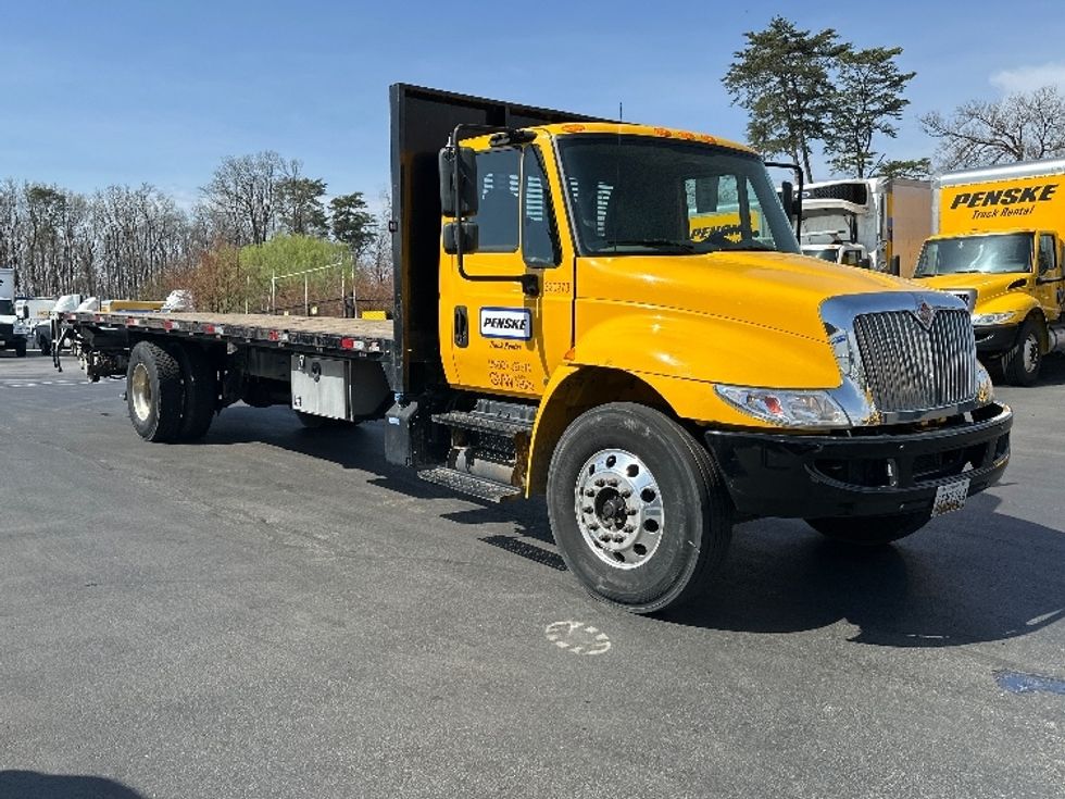 Flatbed Truck-Light and Medium Duty Trucks-International-2019-4300-Jessup-MD-145,314\n\t\tmiles-$ 48,000 - Image 1
