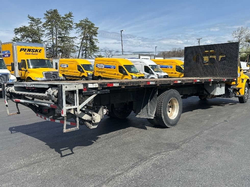 Flatbed Truck-Light and Medium Duty Trucks-International-2019-4300-Jessup-MD-145,314\n\t\tmiles-$ 48,000 - Image 13