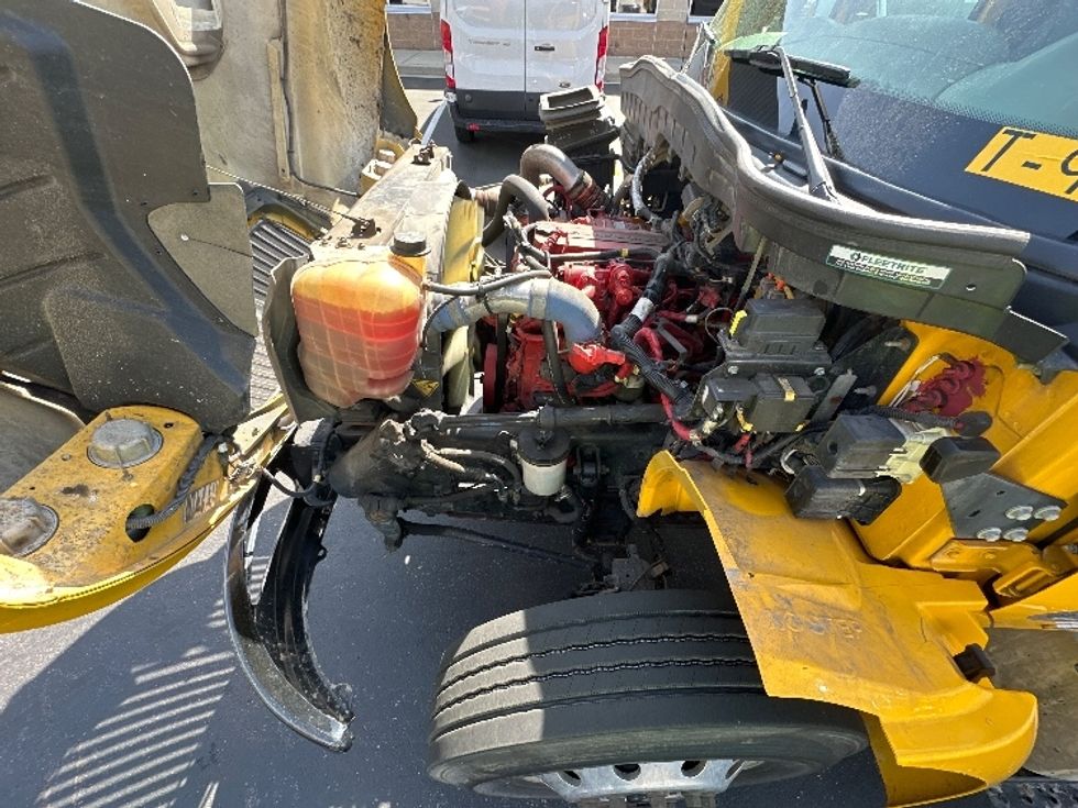 Flatbed Truck-Light and Medium Duty Trucks-International-2019-4300-Jessup-MD-145,314\n\t\tmiles-$ 48,000 - Image 23