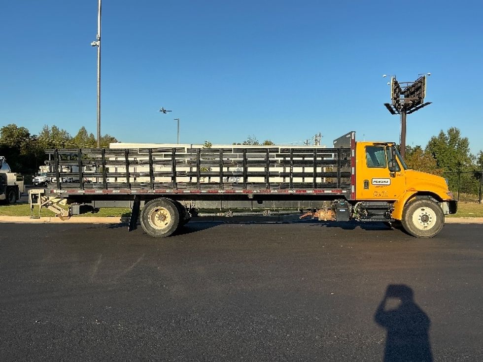 Flatbed Truck-Light and Medium Duty Trucks-International-2019-4300-Lagrange-GA-126,821\n\t\tmiles-$ 54,000 - Image 15