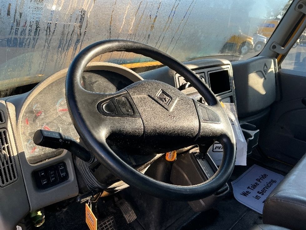 Flatbed Truck-Light and Medium Duty Trucks-International-2019-4300-Lagrange-GA-126,821\n\t\tmiles-$ 54,000 - Image 17