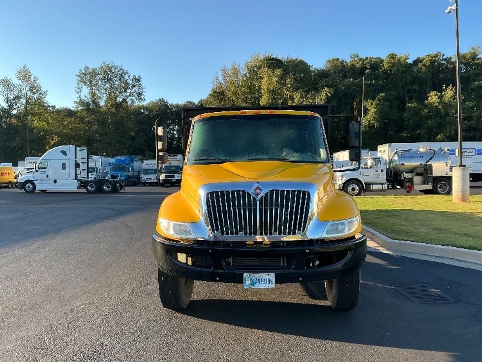 Flatbed Truck-Light and Medium Duty Trucks-International-2019-4300-Lagrange-GA-126,821\n\t\tmiles-$ 54,000 - Image 2